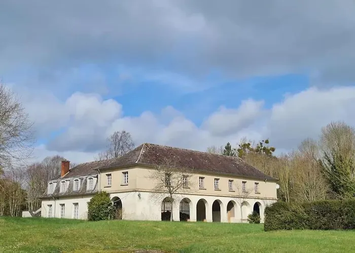 Les Arcades Du Chateau 度假居 Versainville